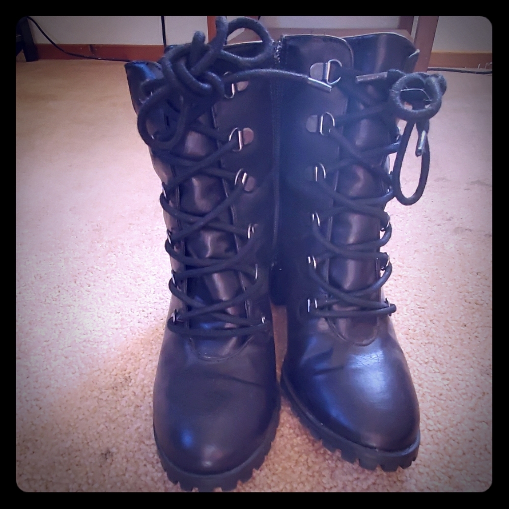 Size 8 Lillianna Boots